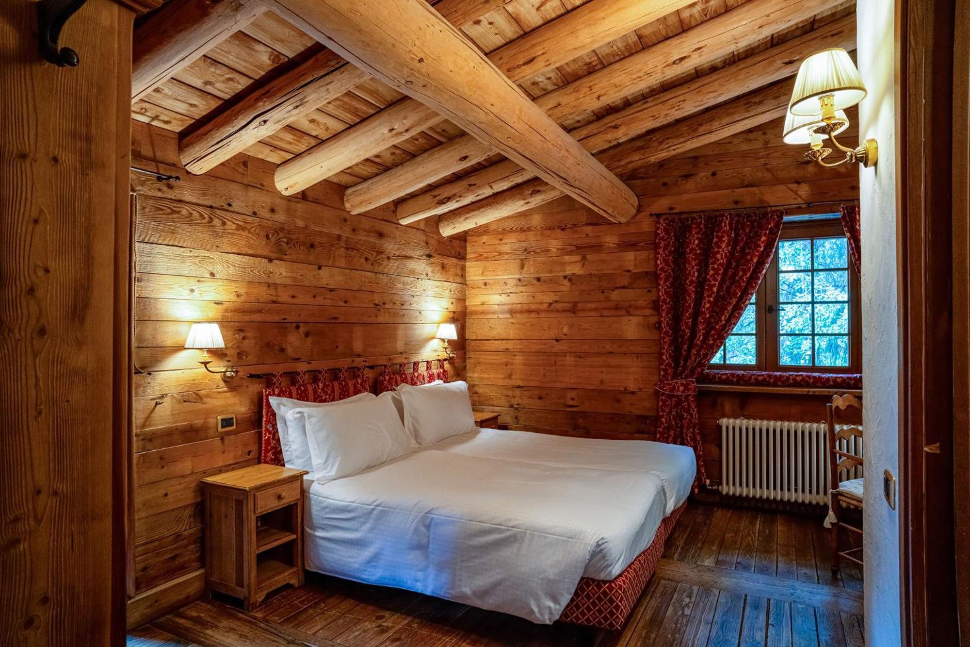 Hotel Breithorn Champoluc Exterior photo